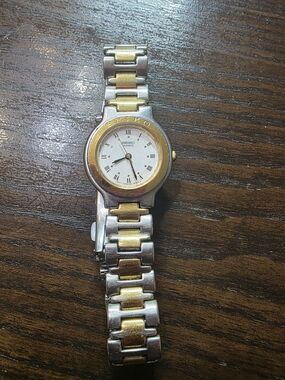 Seiko Two-Tone Women's Quartz Watch - Gold & Silver